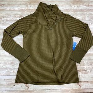 Sold.Columbia Women’s Silver Falls Long Sleeve Top